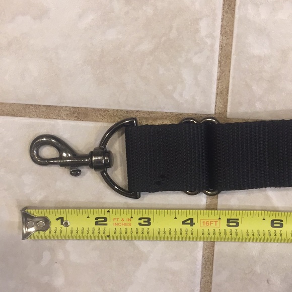 Canvas black strap for bag 30-42”, in great condition - Picture 2 of 9